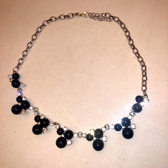 🔥 2/$30 Black Bead Cluster Rhinestone Necklace ~ Chic Luxury - Picture 1 of 7